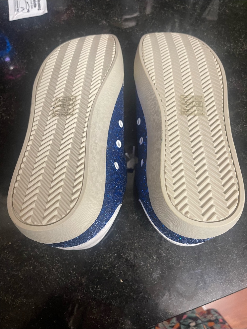 Women's Blue Glitter Star Lace-Up Sneakers new size 10 - Picture 5 of 5